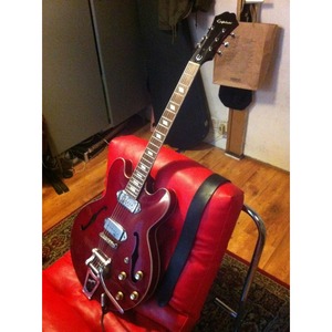 Гитара полуакустическая Epiphone CASINO CHERRY