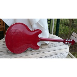 Гитара полуакустическая Epiphone CASINO CHERRY