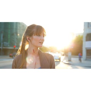 Наушники внутриканальные для iPhone Bose SoundTrue In-Ear (for Apple) Cranberry