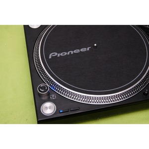 Проигрыватель винила Pioneer PLX-1000