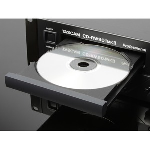 Студийный рекордер/проигрыватель TASCAM CD-RW901 MK2
