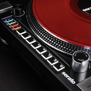 Проигрыватель винила Reloop RP-8000