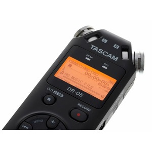 Диктофон TASCAM DR-05V2