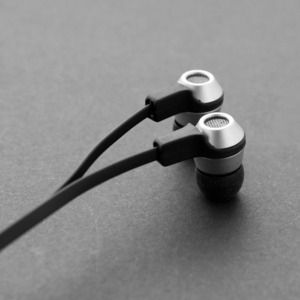 Наушники внутриканальные классические Cowon EM1 MIC Black