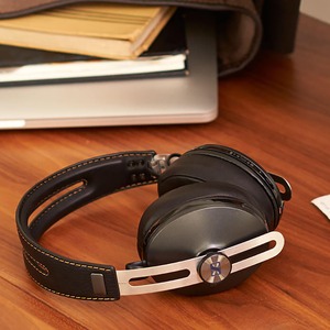 Наушники мониторные беспроводные Sennheiser Momentum Wireless M2 AEBT Black