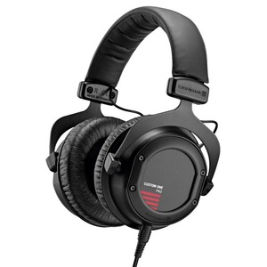 Наушники мониторные классические Beyerdynamic Custom One Pro Plus Black