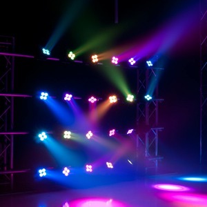 Прожектор полного движения LED American DJ Inno Pocket WASH
