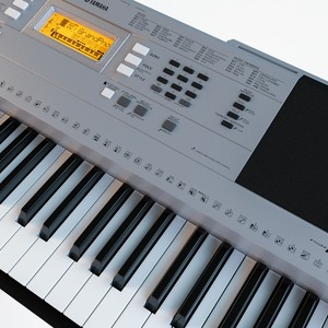 Цифровой синтезатор Yamaha PSR-E353