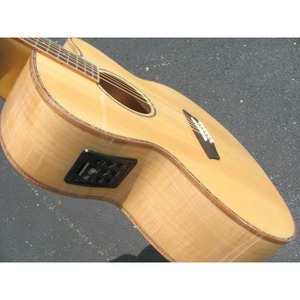 Электроакустическая гитара Washburn WJ45SCE