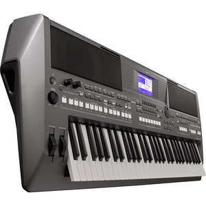 Цифровой синтезатор Yamaha PSR-S670