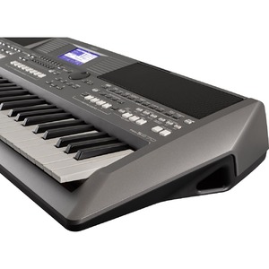 Цифровой синтезатор Yamaha PSR-S670