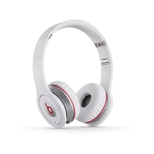 Наушники мониторные беспроводные Beats Solo2 Wireless White