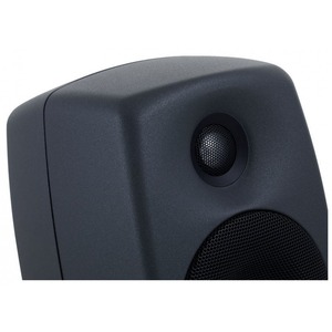 Студийный монитор активный Genelec 8320APM