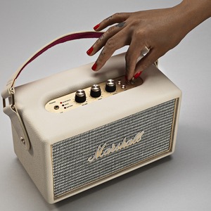 Портативная акустика Marshall Kilburn Cream