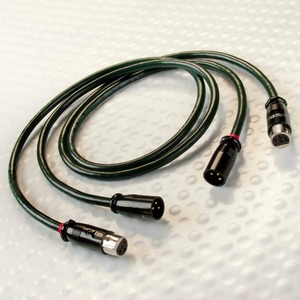 Кабель аудио 2xXLR - 2xXLR DH Labs Air Matrix Innerconnect XLR 1.0m