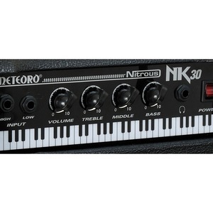 Клавишный комбоусилитель Meteoro Nitrous NK30