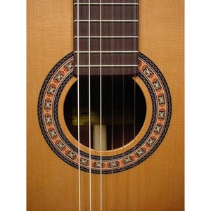 Классическая гитара LAPATRIE 463+Кейс