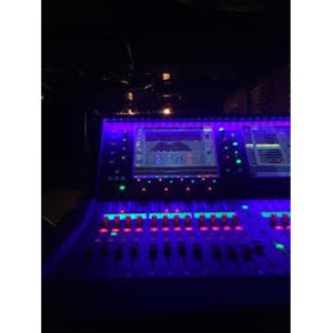 Цифровой микшер Allen & Heath DLIVE-S5000