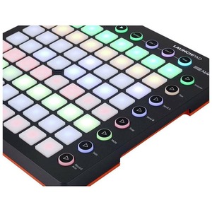 Миди контроллер Novation Launchpad MK2