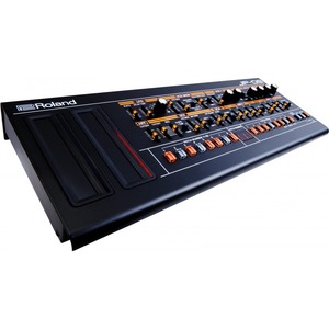 Аналоговый синтезатор Roland JP-08