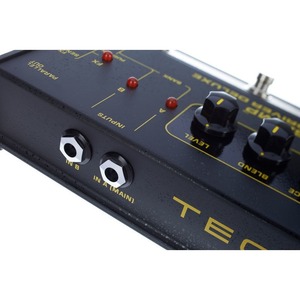 Педаль эффектов/примочка для бас гитары Tech 21 BSDR-DLX T SansAmp Bass Driver DeLuxe