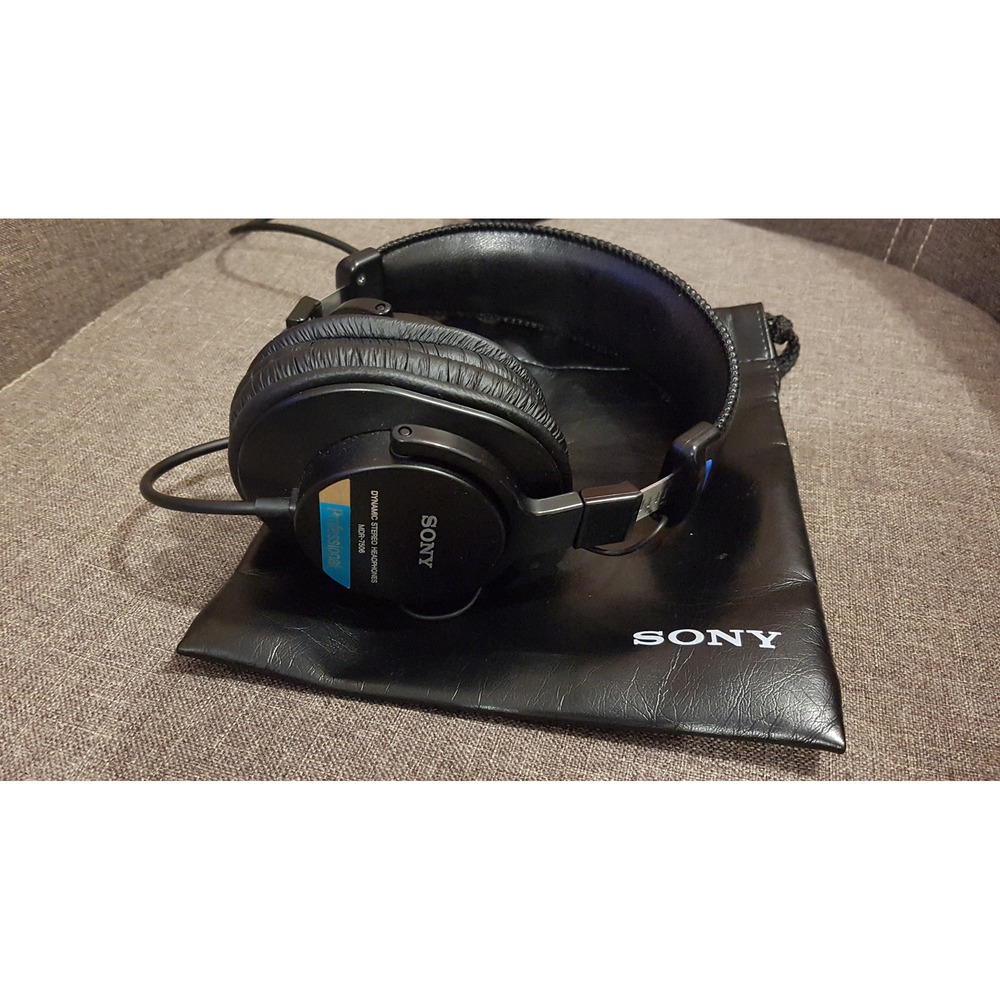 Купить наушники мониторные студийные Sony MDR-7506 недорого, отзывы,  фотографии, характеристики, низкие цены в интернет магазине БигТВ с  доставкой по городу Москва