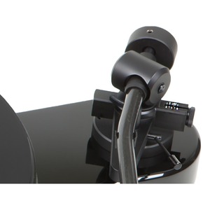 Проигрыватель винила Pro-Ject RPM 3 Carbon Black