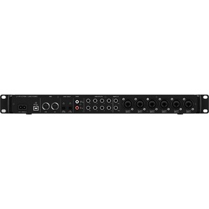 Внешняя звуковая карта с USB Behringer UMC1820