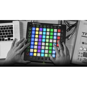 Миди контроллер Novation Launchpad Pro