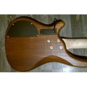 Бас-гитара J&D RM4
