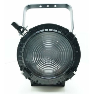 Прожектор следящего света Silver Star SS808SW FREZNO ZE2