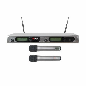 Радиосистема на два микрофона Volta US-102 with aluminuim case 600-636MHZ