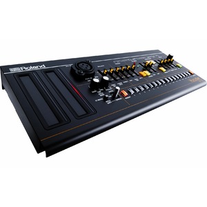 Вокальный процессор Roland VP-03