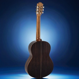 Классическая гитара Admira A10