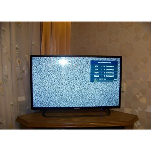 LED-телевизор от 32 до 39 дюймов Panasonic TX-32DR300ZZ