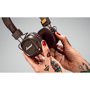 Наушники мониторные беспроводные Marshall Major II Bluetooth Brown