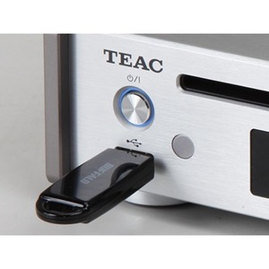 CD проигрыватель Teac PD-301 Silver