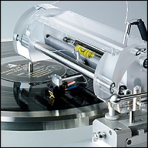 Проигрыватель винила ClearAudio Master Reference