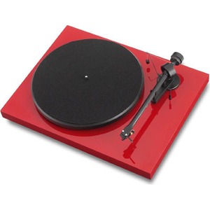 Проигрыватель винила Pro-Ject Debut III Red