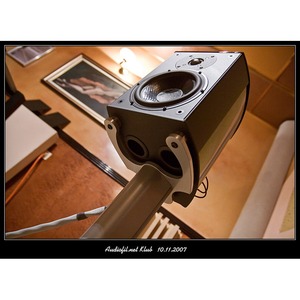 Полочная акустика Wilson Benesch ARC pack with Stand Black
