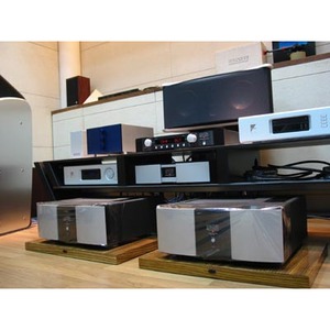 Усилитель мощности Mark Levinson 436