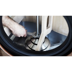 Напольная акустика Sonus Faber The Sonus Faber Red Violin