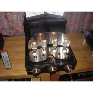Интегральный усилитель Unison Research S9 Black