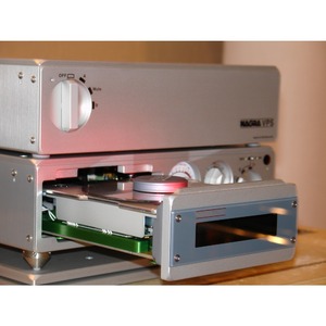 CD проигрыватель NAGRA CDC