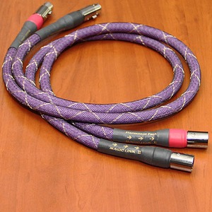 Кабель аудио 2xXLR - 2xXLR Harmonic Technology MAGIC Link Two XLR 1.0m