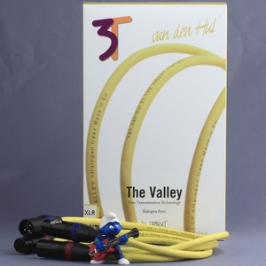 Кабель аудио 2xXLR - 2xXLR Van Den Hul The VALLEY (3T) XLR 1.5m