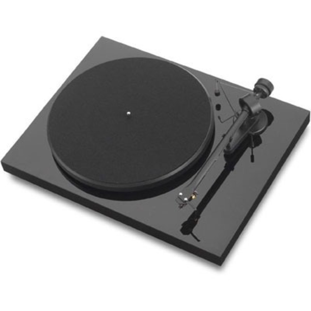 Проигрыватель винила Pro-Ject Debut III Piano