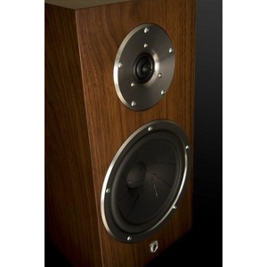 Полочная акустика Gato Audio FM-2 Walnut