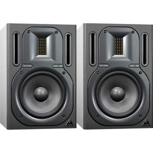 Студийный монитор активный Behringer B 3030A TRUTH Pair