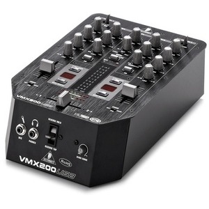 DJ микшерный пульт Behringer VMX 200USB PRO MIXER